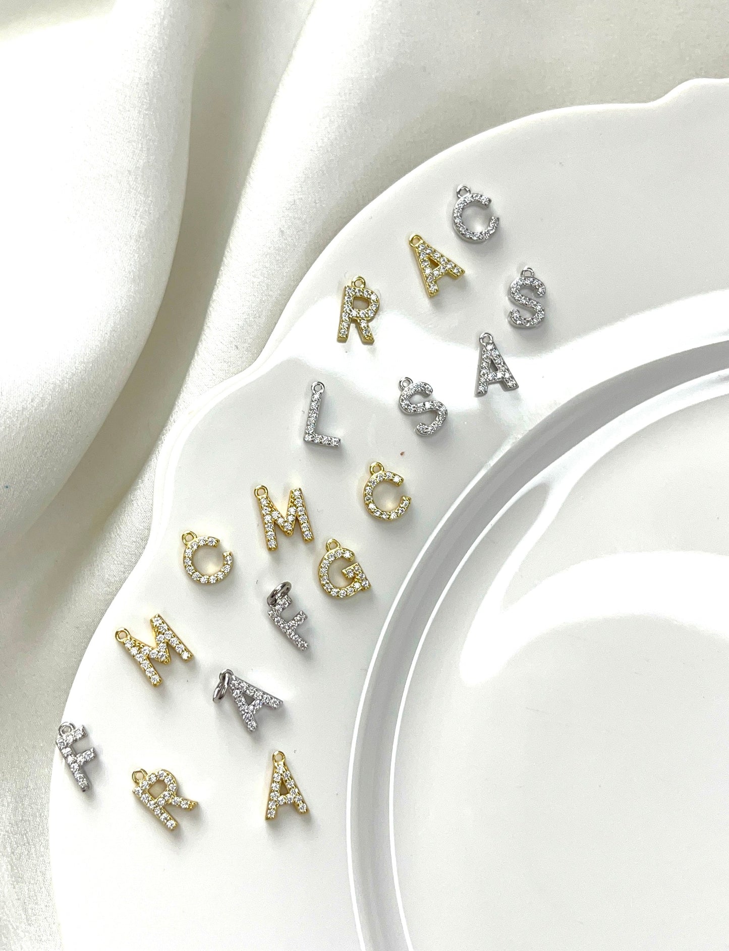 Charm Letterina